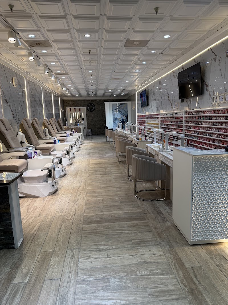 Happy Nails, nail salon in Anderson, SC, photo 2 of 10