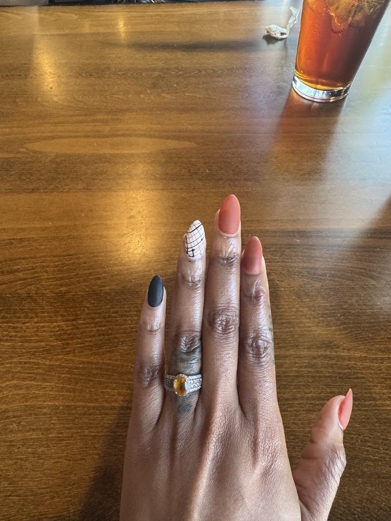 Happy Nails, nail salon in Anderson, SC, photo 5 of 10